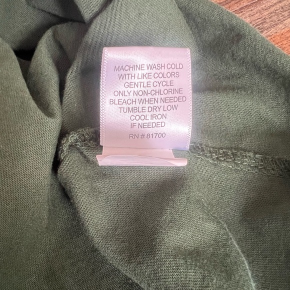 Men's Long Sleeve T-Shirt~Size: Medium - Picture 5 of 6